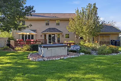 S44W23627  Amy James Dr, Waukesha, WI 53189 - Photo 26