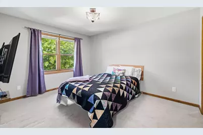 S44W23627  Amy James Dr, Waukesha, WI 53189 - Photo 16