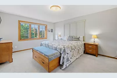 S44W23627  Amy James Dr, Waukesha, WI 53189 - Photo 12