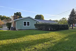 6730 Manchester Dr, Greendale, WI 53129 - Photo 66