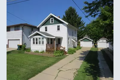 1710  Taylor Ln, West Bend, WI 53090 - Photo 44