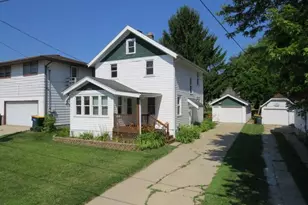 1710 Taylor Ln, West Bend, WI 53090 - Photo 44