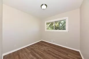 7801 W Clovernook St, Milwaukee, WI 53223 - Photo 12
