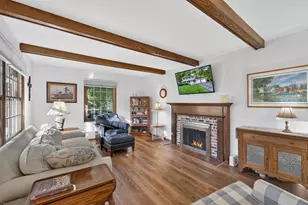 W51N838 Derby Ln, Cedarburg, WI 53012 - Photo 10