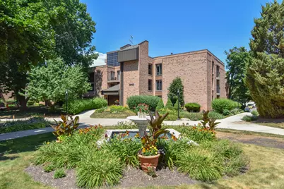 1906 E Shorewood Blvd #265, Shorewood, WI 53211 - Photo 30