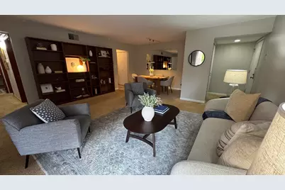 1906 E Shorewood Blvd #265, Shorewood, WI 53211 - Photo 2