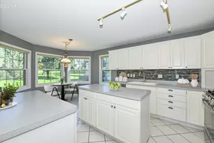 110 Eagle Pointe Dr, Delavan, WI 53115 - Photo 16