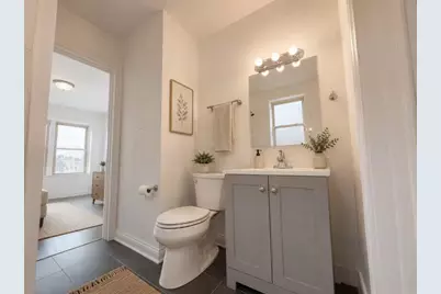 1800 N Farwell Ave, Milwaukee, WI 53202 - Photo 8