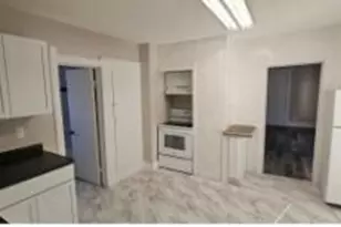 1817 N Humboldt Ave, Milwaukee, WI 53202 - Photo 10