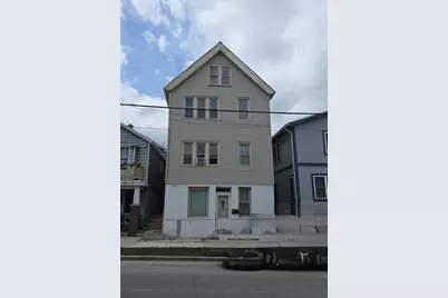 1817 N Humboldt Ave #1838, Milwaukee, WI 53202 - Photo 2