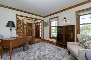 W302N1609 Crooked Creek Ct, Delafield, WI 53072 - Photo 6