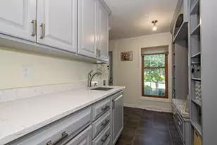 W302N1609 Crooked Creek Ct, Delafield, WI 53072 - Photo 28