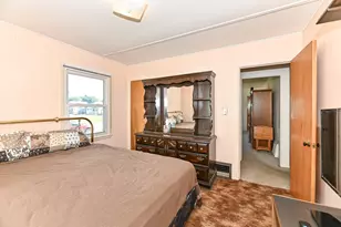 250 Luedtke Ave, Racine, WI 53405 - Photo 12