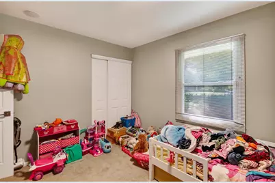 4740 W Donges Ln, Brown Deer, WI 53223 - Photo 28