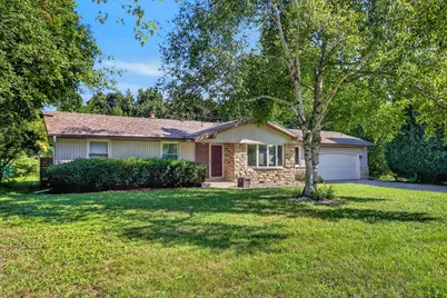 4740 W Donges Ln, Brown Deer, WI 53223 - Photo 2