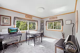 1059 Walnut St, West Bend, WI 53095 - Photo 8