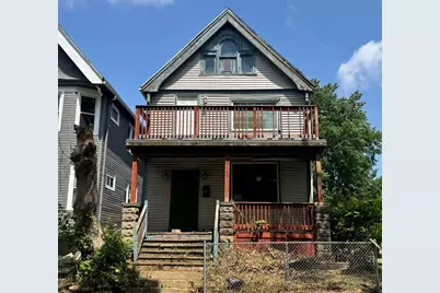 2710 W Garfield Ave #2710 A, Milwaukee, WI 53208 - Photo 1