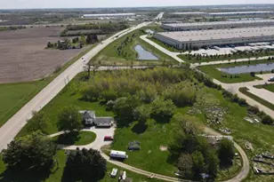 12901 Burlington Rd, Paris, WI 53144 - Photo 6