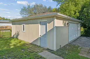 2940 Lake Vista Ct, Racine, WI 53402 - Photo 28
