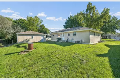 2940  Lake Vista Ct, Racine, WI 53402 - Photo 26