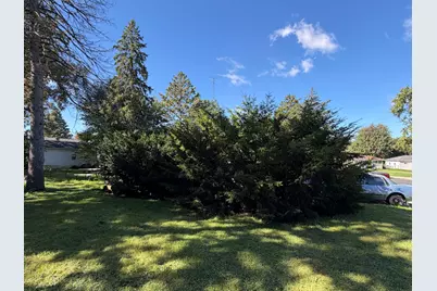 654  Phoenix St, Delavan, WI 53115 - Photo 34