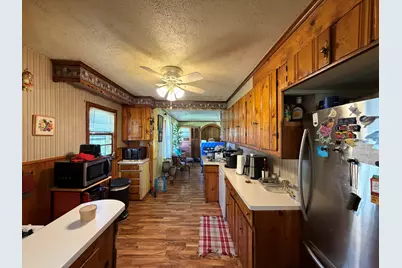 654  Phoenix St, Delavan, WI 53115 - Photo 44