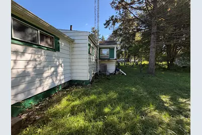 654  Phoenix St, Delavan, WI 53115 - Photo 16
