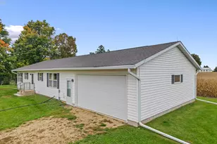 11619 Plitzuweit Rd, Union, MN 55921 - Photo 26