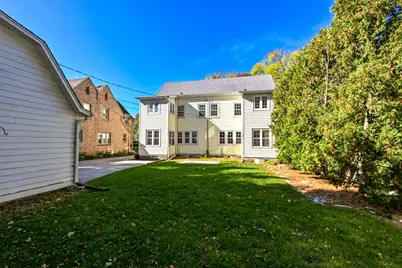 1624 N 70th St #1626, Wauwatosa, WI 53213 - Photo 40