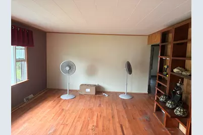 1524  Sunset Dr, Twin Lakes, WI 53181 - Photo 10
