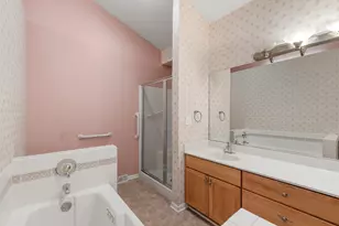 N19W26702 Milkweed Ln, Pewaukee, WI 53072 - Photo 6