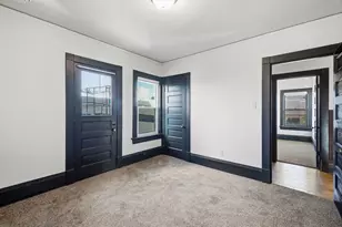 826 N 28th St, Milwaukee, WI 53208 - Photo 10