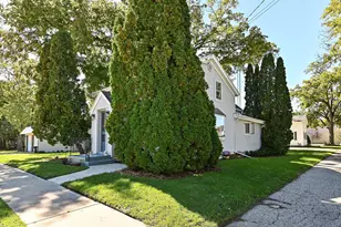 400 S 3rd St, Racine, WI 53185 - Photo 2