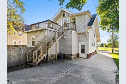 713 S 16th St, Manitowoc, WI 54220 - Photo 4