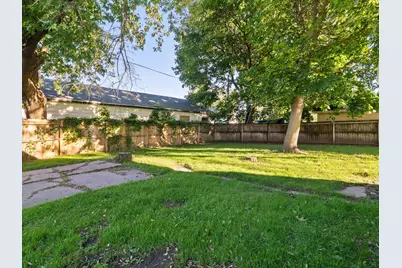 713 S 16th St, Manitowoc, WI 54220 - Photo 8