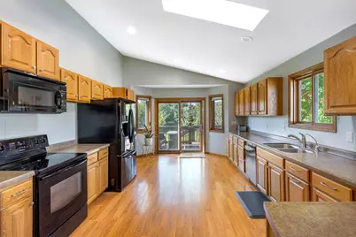 4760  Roesler Pl, La Crosse, WI 54601 - Photo 8