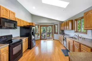 4760 Roesler Pl, La Crosse, WI 54601 - Photo 8