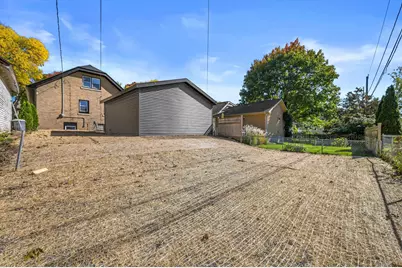 2519 N 66th St, Wauwatosa, WI 53213 - Photo 58