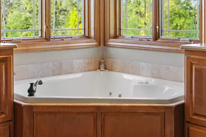 N23W23800  Talon Ct, Pewaukee, WI 53188 - Photo 40