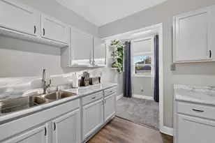 2624 S 3rd St, Milwaukee, WI 53207 - Photo 6
