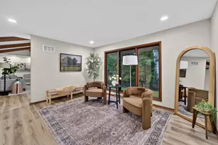 3330 Taurus Dr, Racine, WI 53406 - Photo 10
