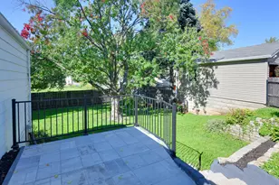 1462 Cleveland Ave, Waukesha, WI 53186 - Photo 12