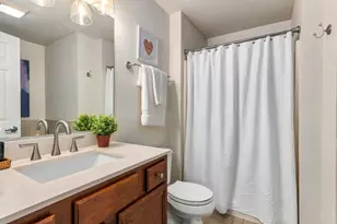 N16W26532 Meadowgrass Cir, Pewaukee, WI 53072 - Photo 22