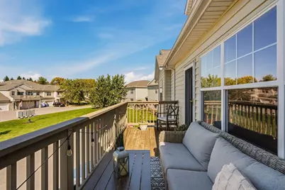 N16W26532  Meadowgrass Cir #D, Pewaukee, WI 53072 - Photo 6