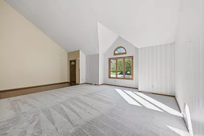 10360 S Mockingbird Ln, Oak Creek, WI 53154 - Photo 6