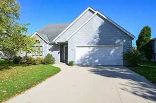 10360 S Mockingbird Ln, Oak Creek, WI 53154 - Photo 36