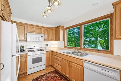 30331  Forest Dr, Burlington, WI 53105 - Photo 14