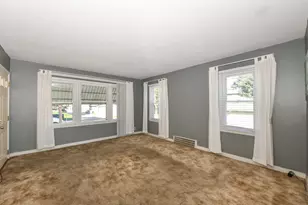 3120 S 24th St, Milwaukee, WI 53215 - Photo 4