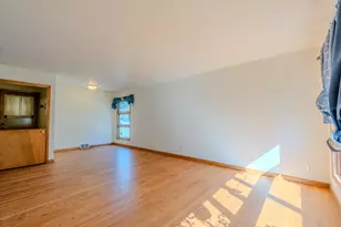 2506 W Whitaker Ave, Milwaukee, WI 53221 - Photo 4