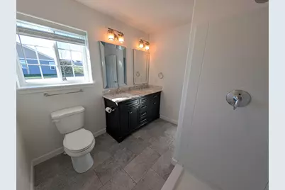 243  Binsfeld St, Belgium, WI 53004 - Photo 10
